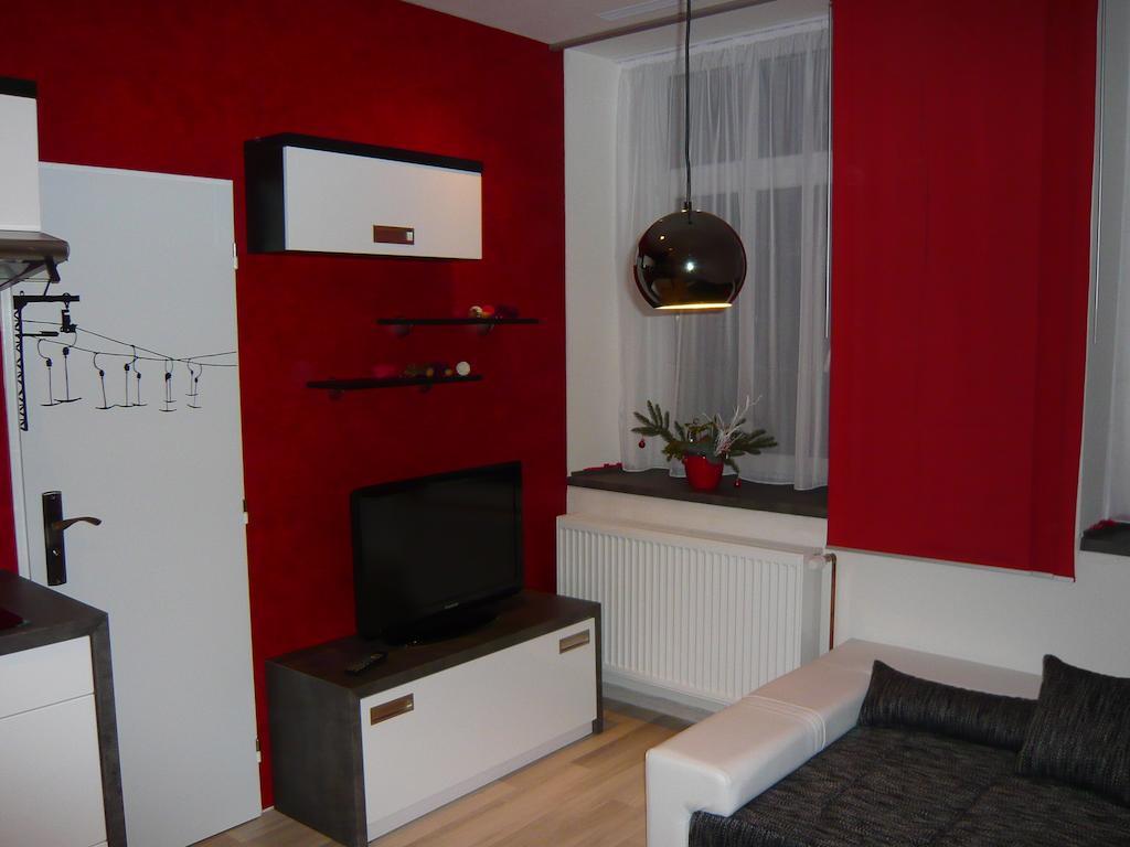 Apartmany Liska Mladé Buky Rum bild